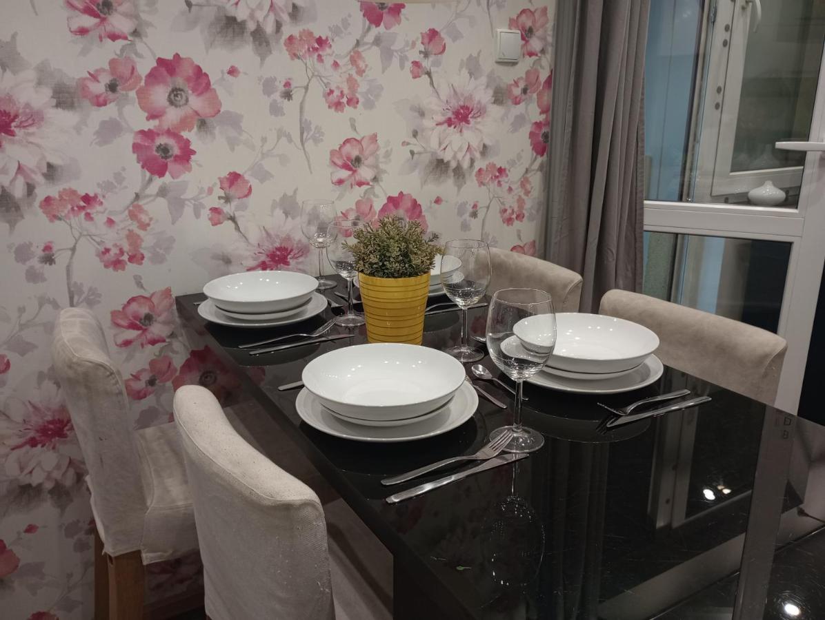 Bezagenta 2 Bedroom With Balcony Fast Wifi/Free Underground Parking Warsaw Exterior photo