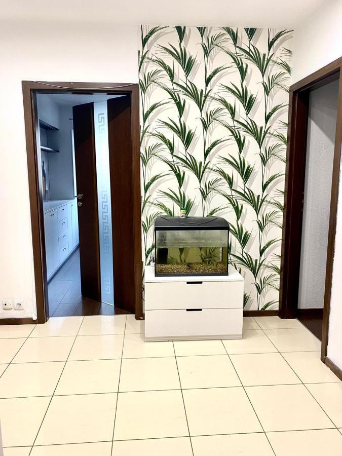 Bezagenta 2 Bedroom With Balcony Fast Wifi/Free Underground Parking Warsaw Exterior photo