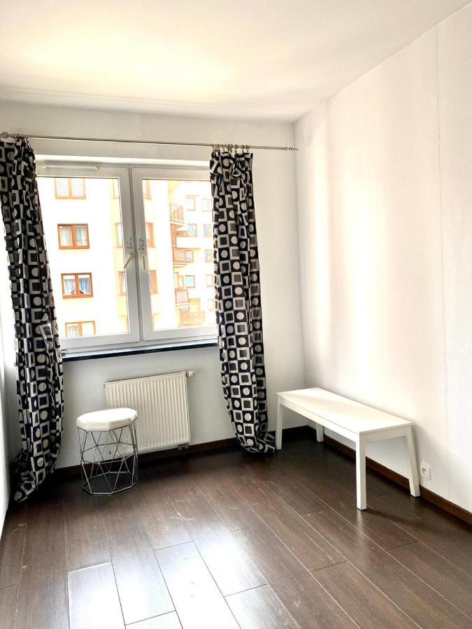Bezagenta 2 Bedroom With Balcony Fast Wifi/Free Underground Parking Warsaw Exterior photo