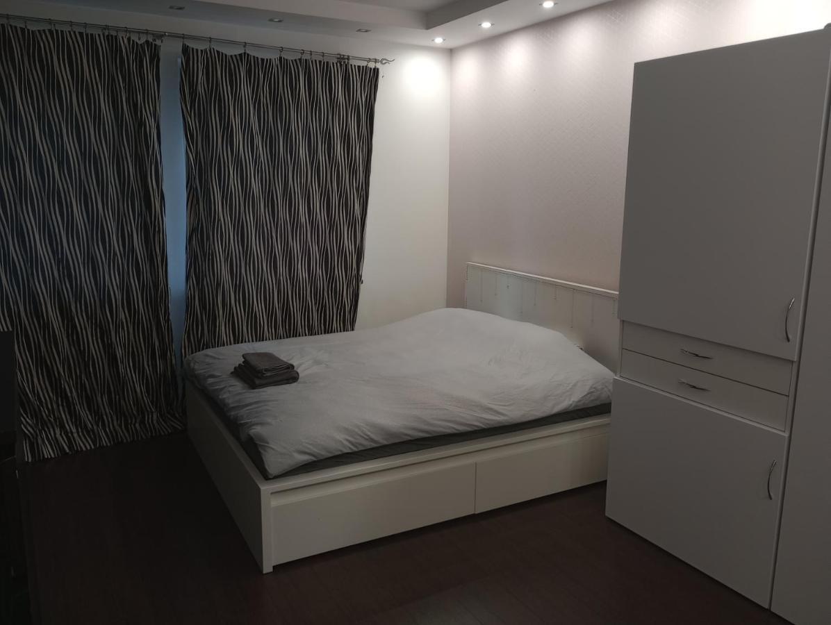 Bezagenta 2 Bedroom With Balcony Fast Wifi/Free Underground Parking Warsaw Exterior photo